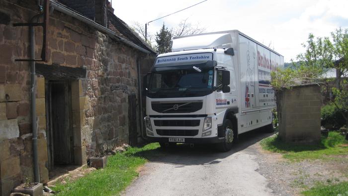 Part load delivery service from the Uk to France