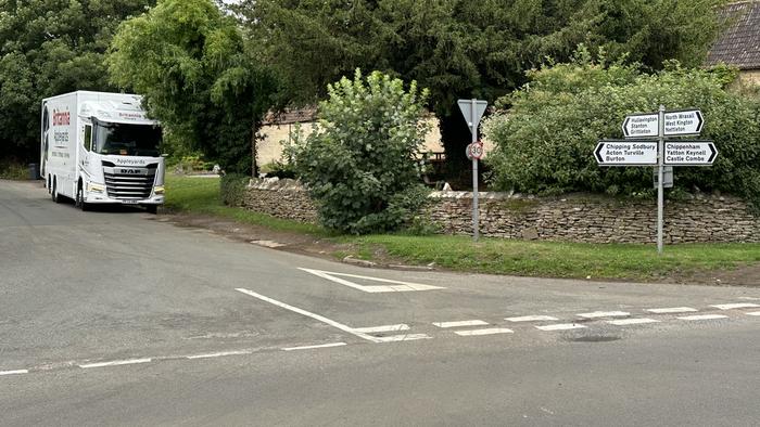 Local and Long distance removals