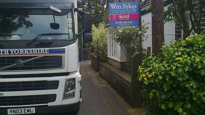 Uk Removals Local and long distance