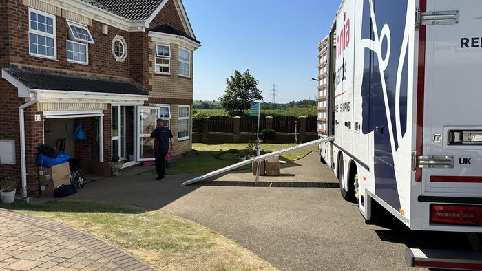 Removals Wickersley and Bramley 